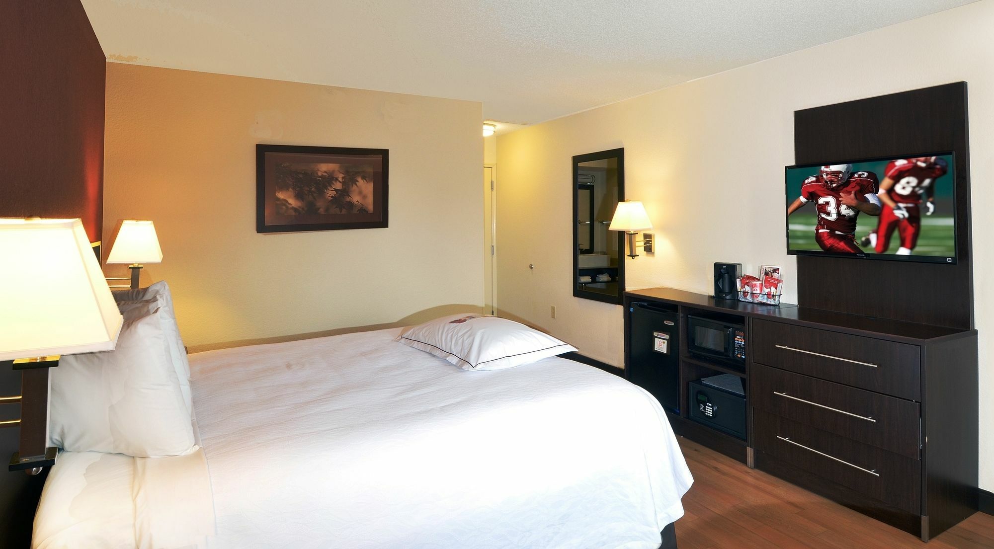 Red Roof Inn Plus+ Houston - Energy Corridor Экстерьер фото